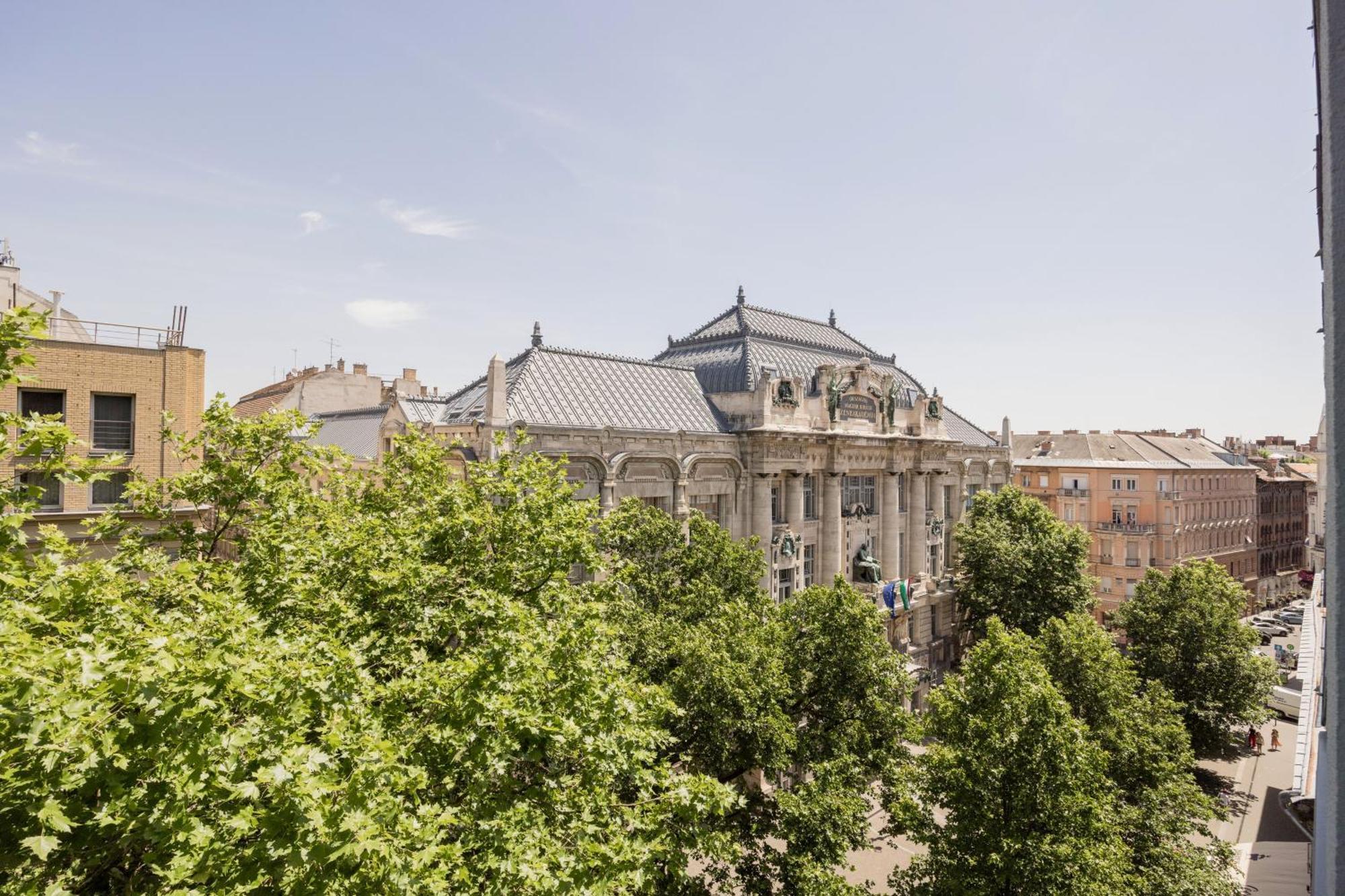 Elegant Home Overlooking The Music Academy Budapešť Exteriér fotografie
